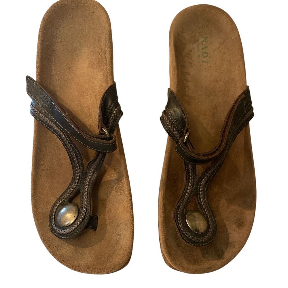 NAOT Brown Leather Thong Style slip on sandals Size 40/9